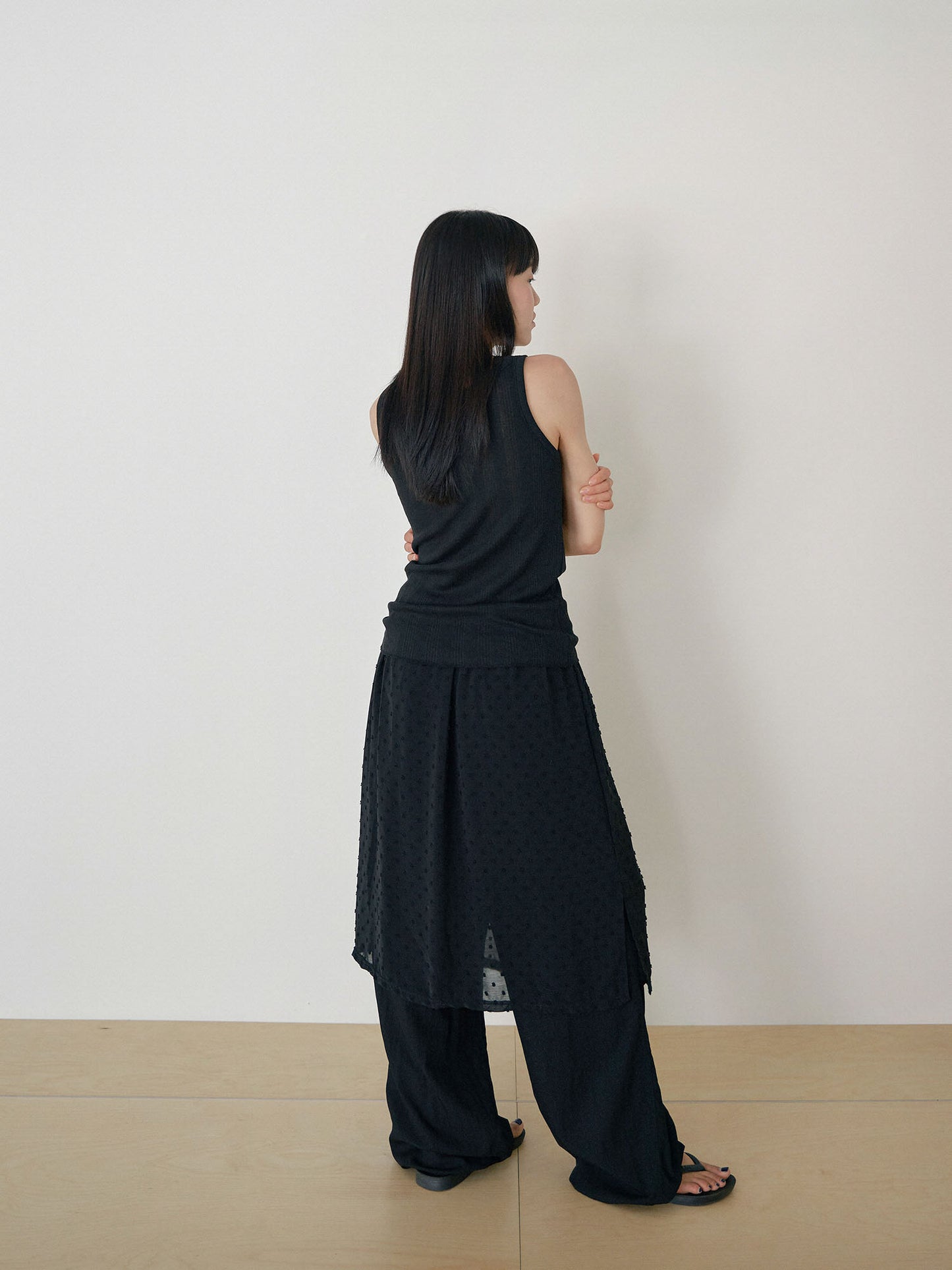 Dot Slit Skirt - Black