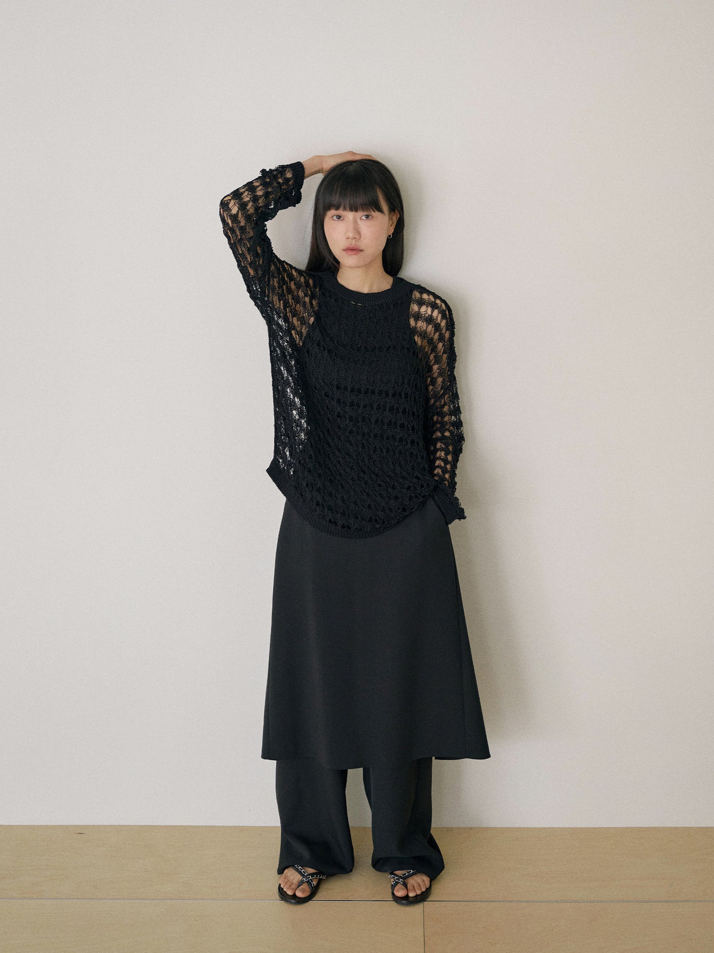 Net Round Pullover - Black