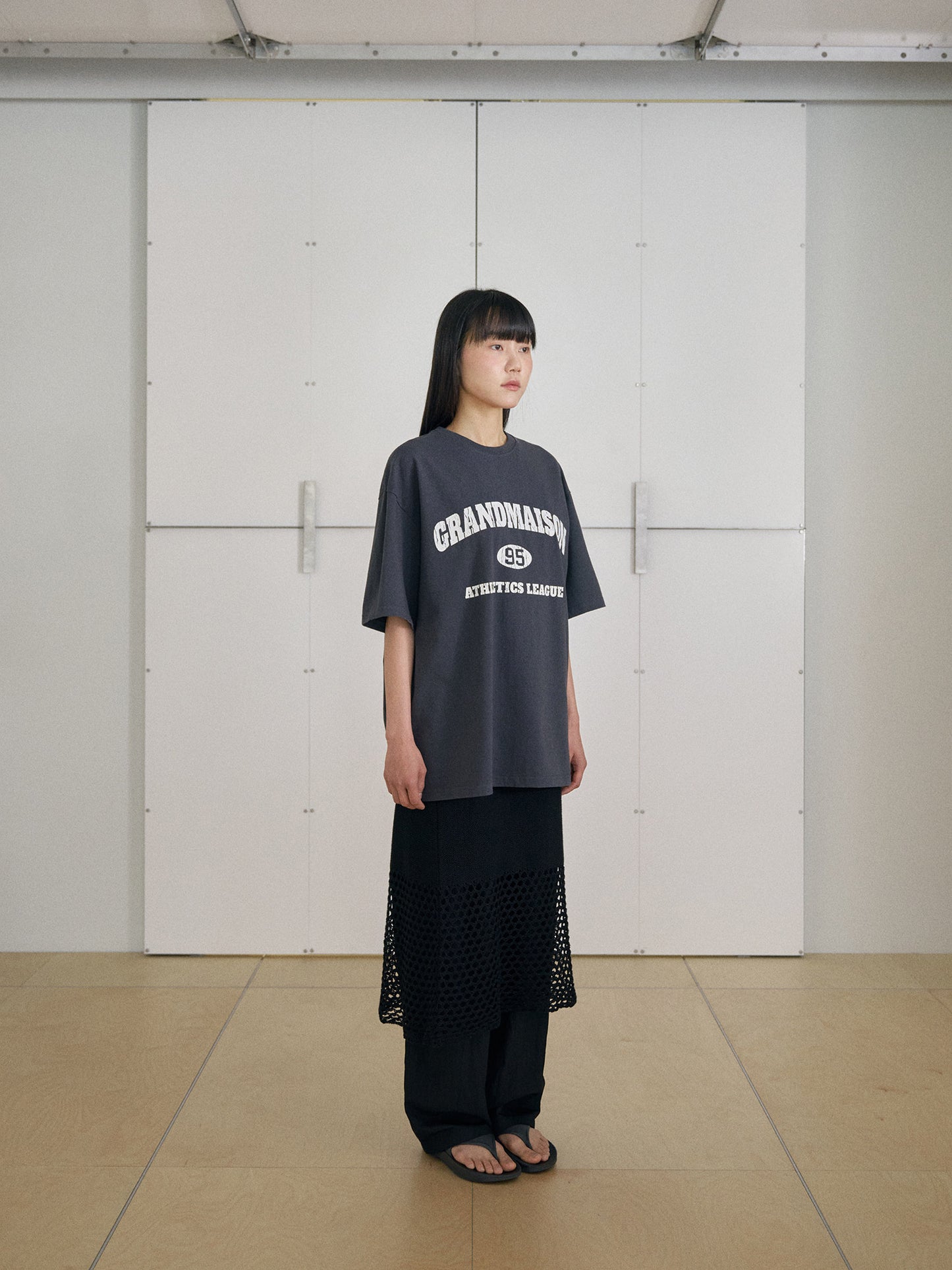 Crack Lettering Short Sleeve - Charcoal