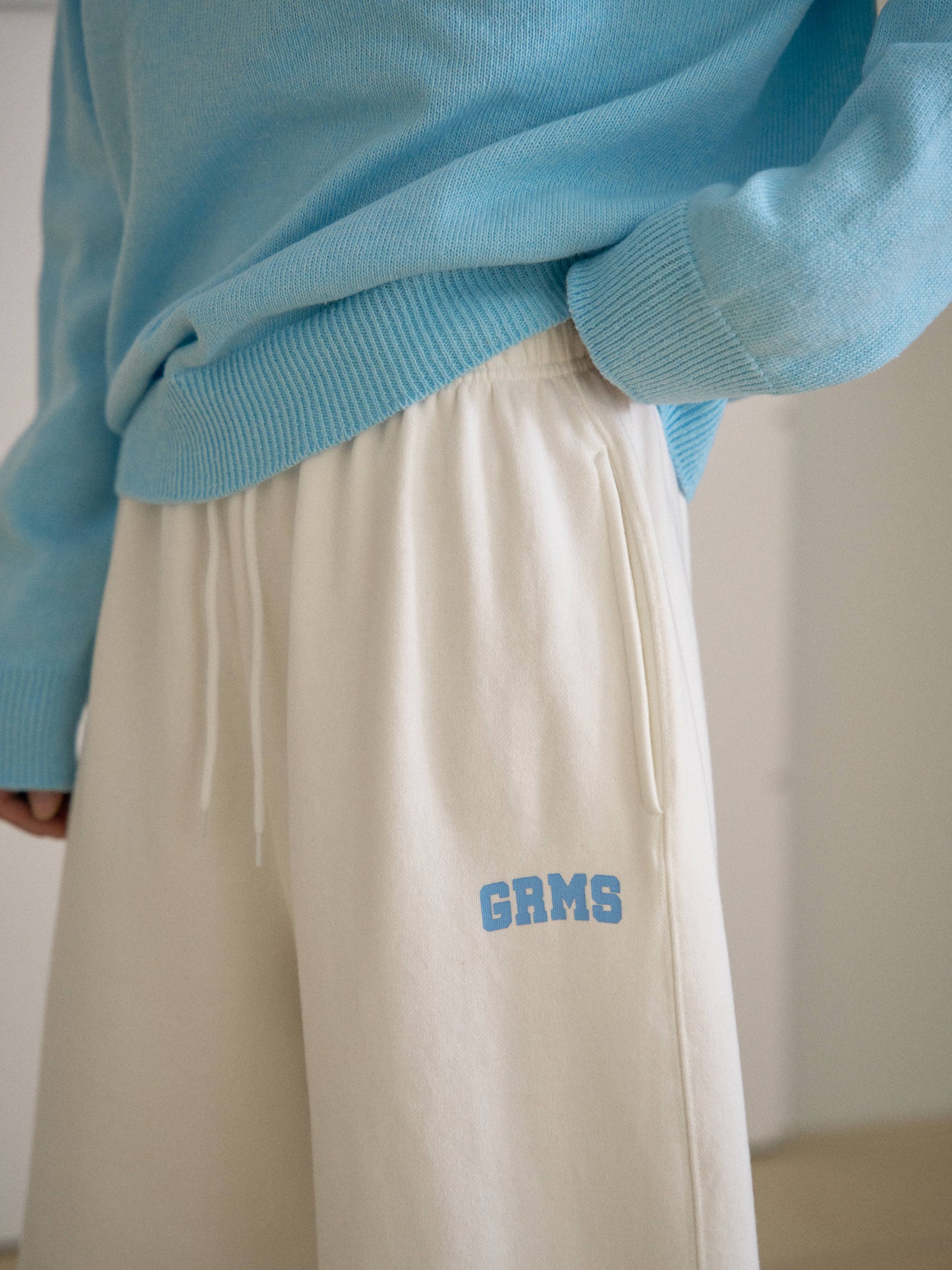 Cutoff Half Sweatpants - Ivory