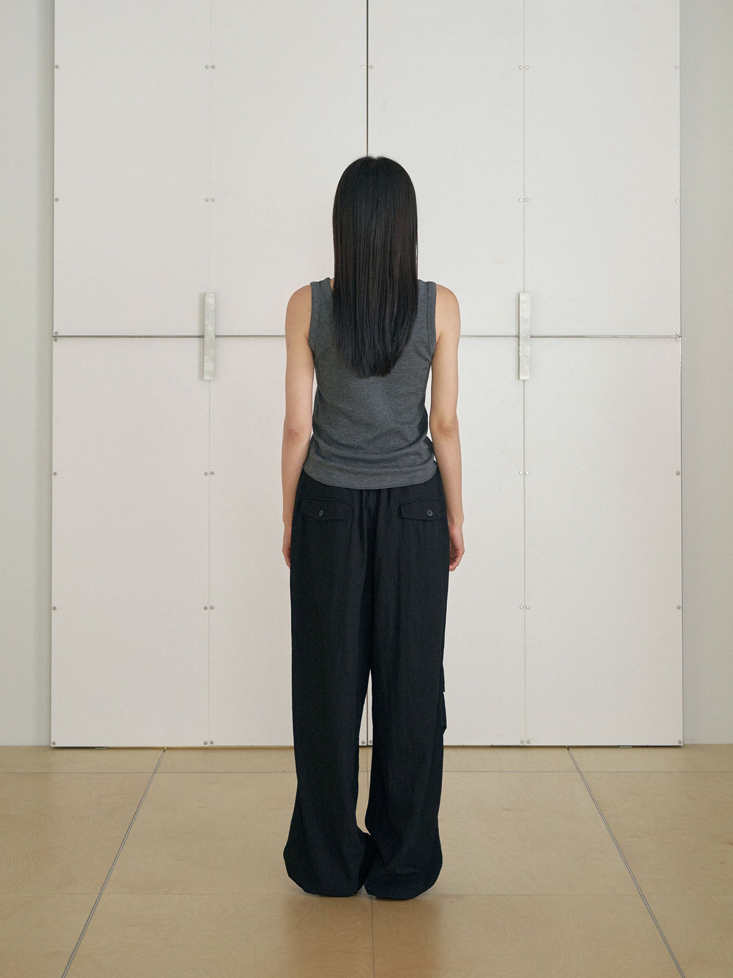 Waffle Button Sleeveless - Charcoal