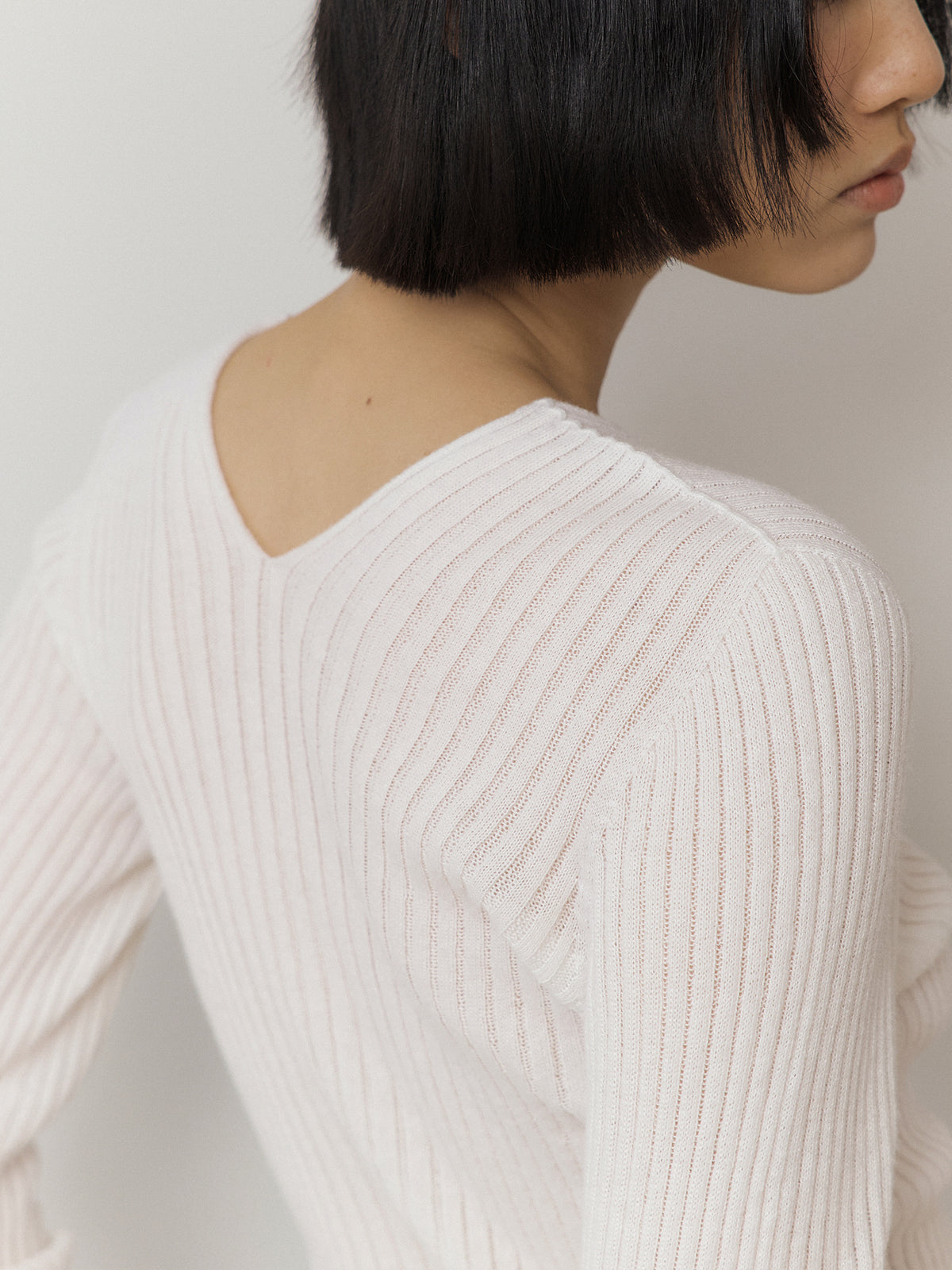 Double V-neck Rib Pullover - Ivory 7