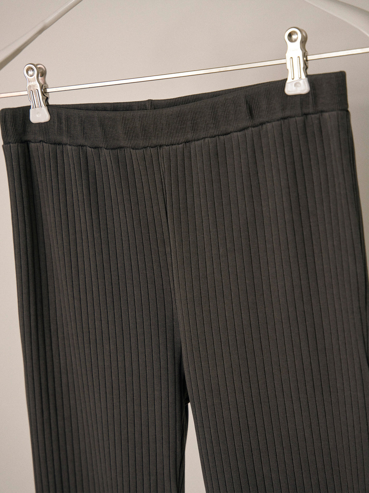 MARAN Pigment Flare Pants - Charcoal 商品画像15/17