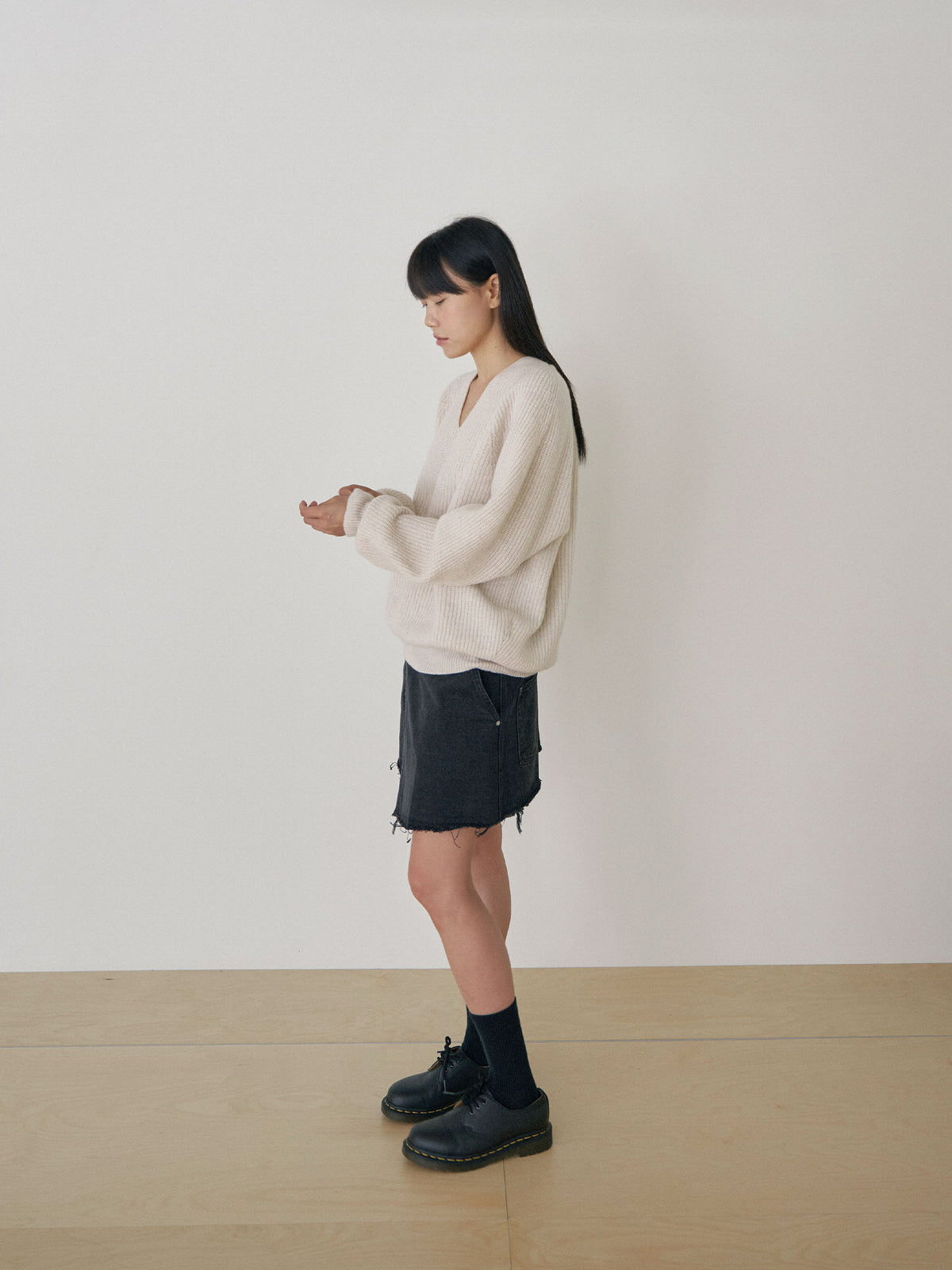 Wool V-neck Raglan Pullover - Oatmeal 11