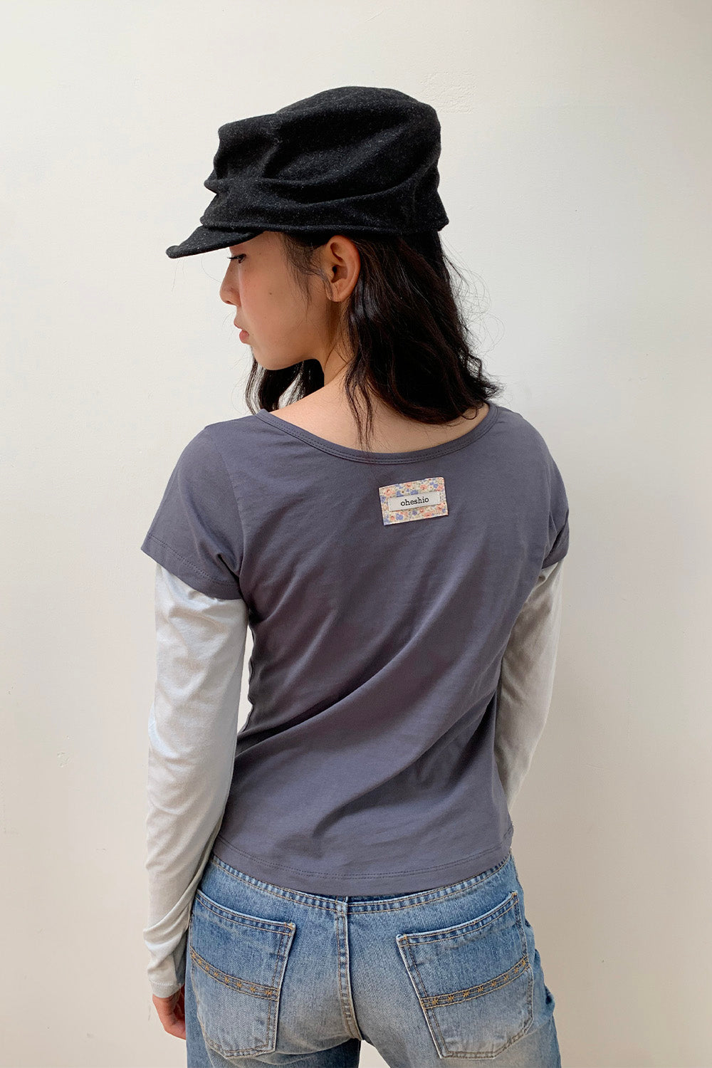 FLORAL LABEL LAYERED T-SHIRT, CHARCOAL