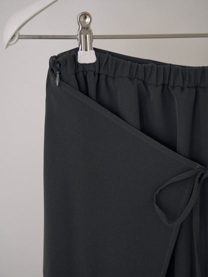 MARAN Skirt Overlay Pants - Charcoal 商品画像20/21