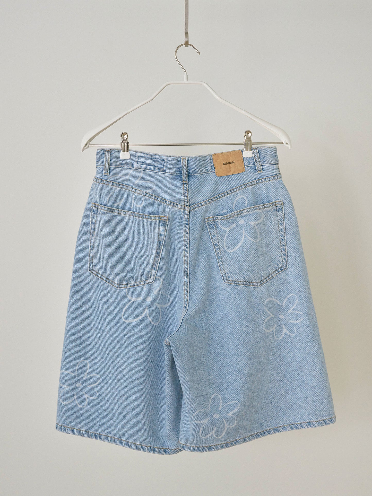 Flower Denim Shorts - Light Indigo