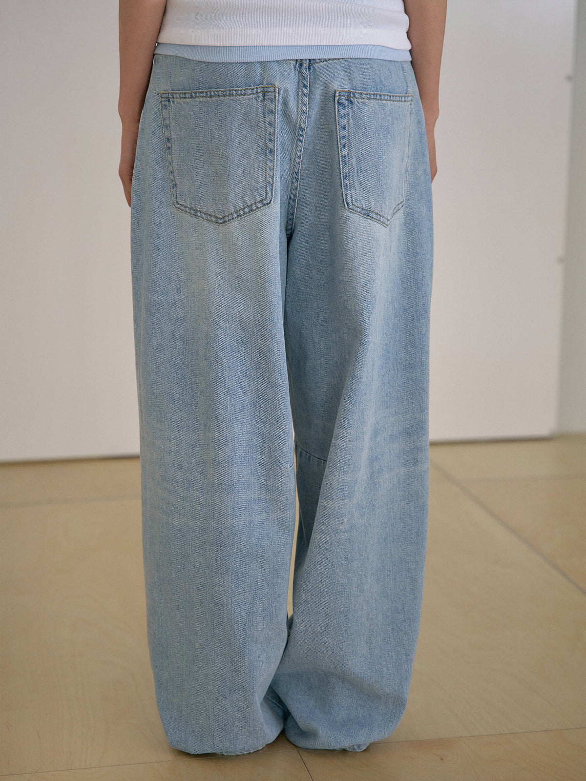 MARAN Curved Denim Pants - Light Indigo 商品画像17/21