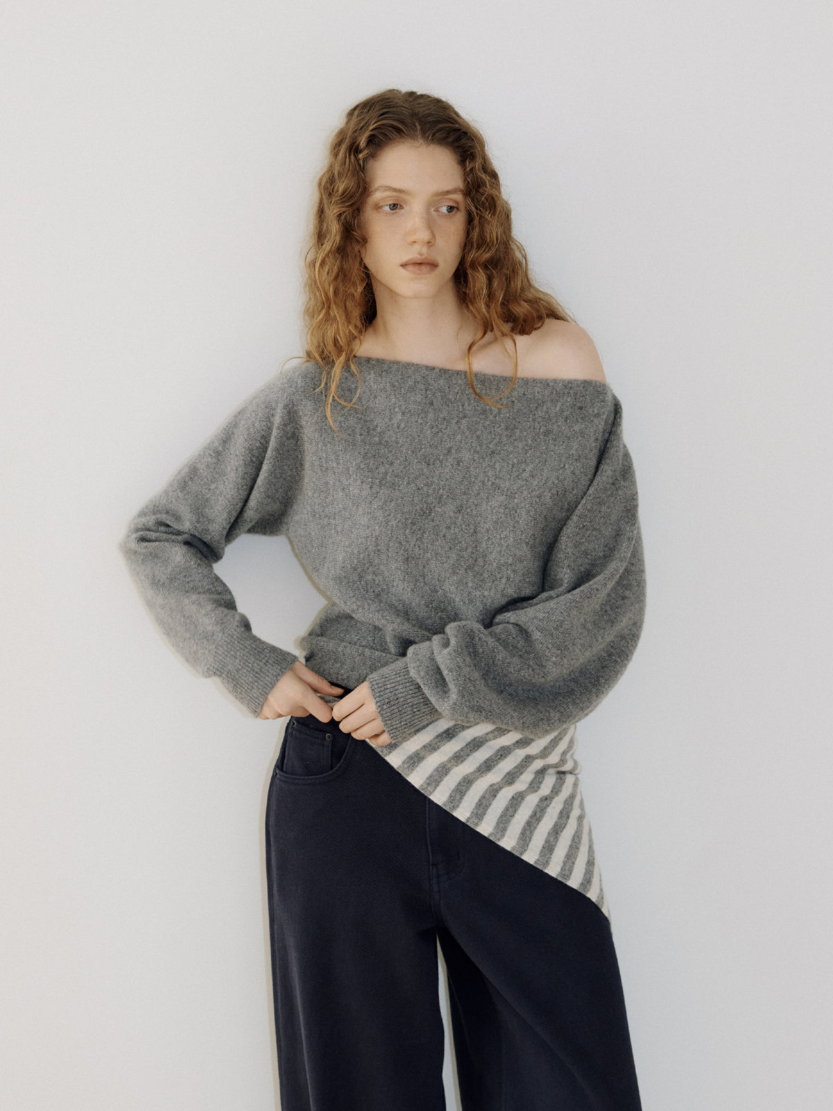 Flow Boat Neck Pullover - Gray 2