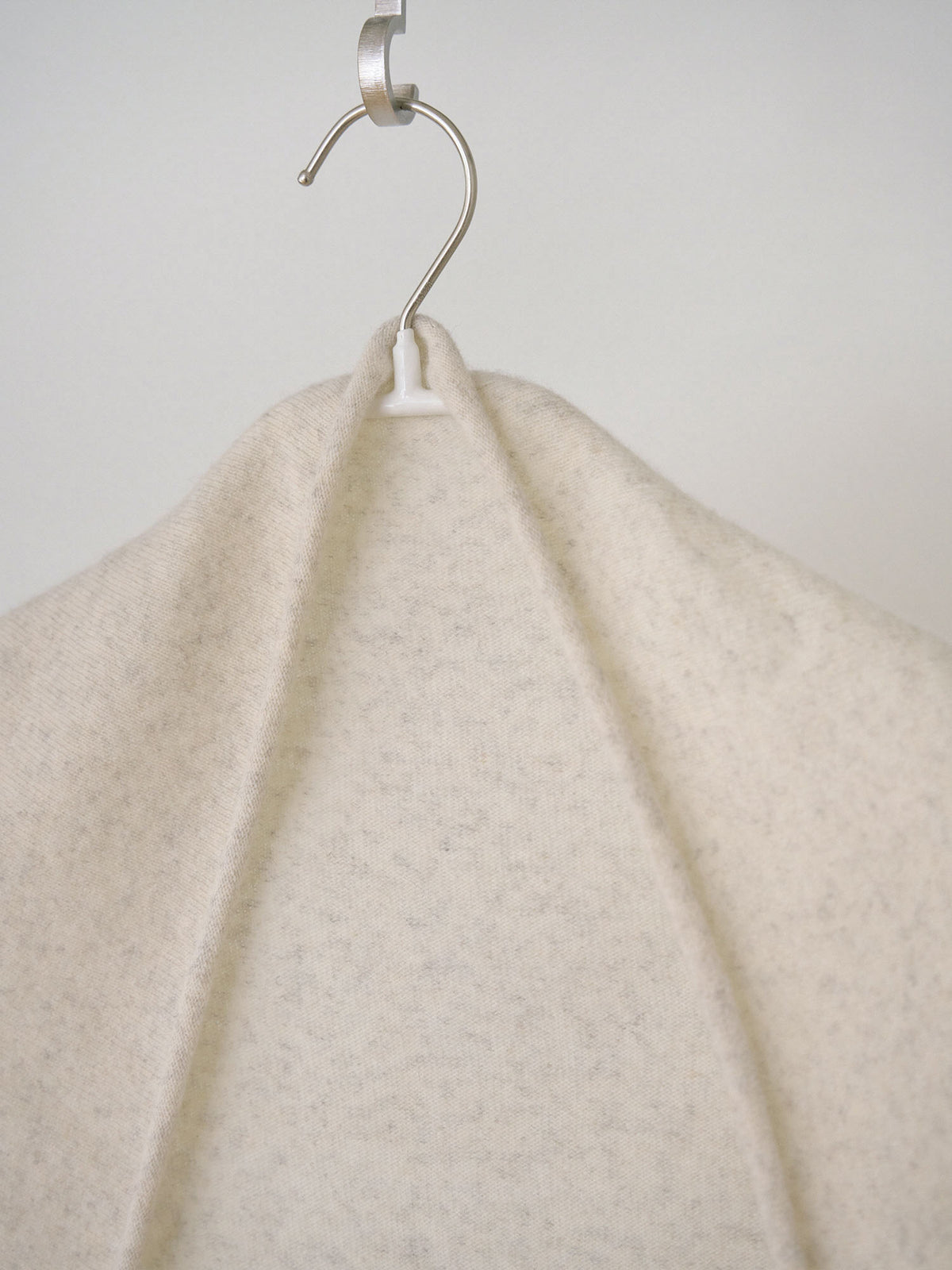 Triangle Scarf - Oatmeal 7