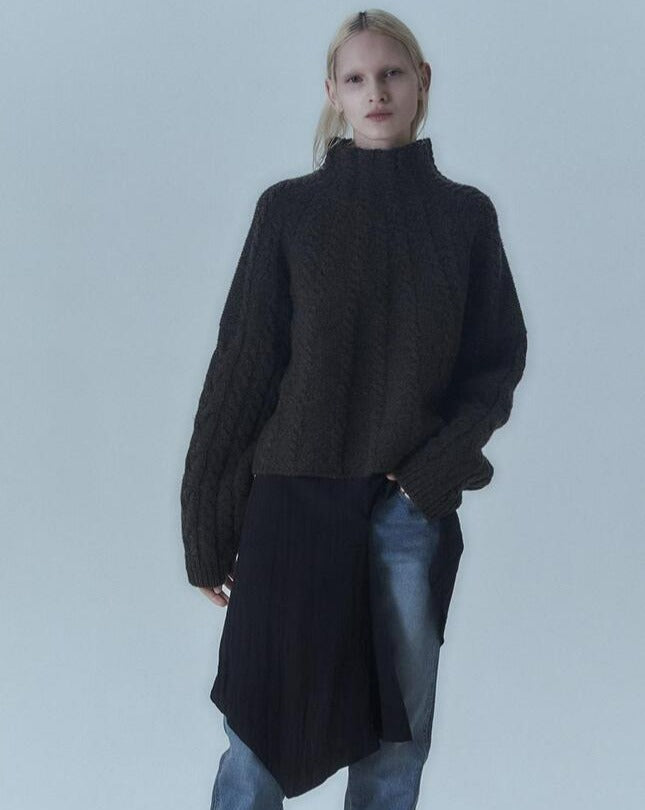 【MORE THAN YESTERDAY】Cable Turtleneck Knit