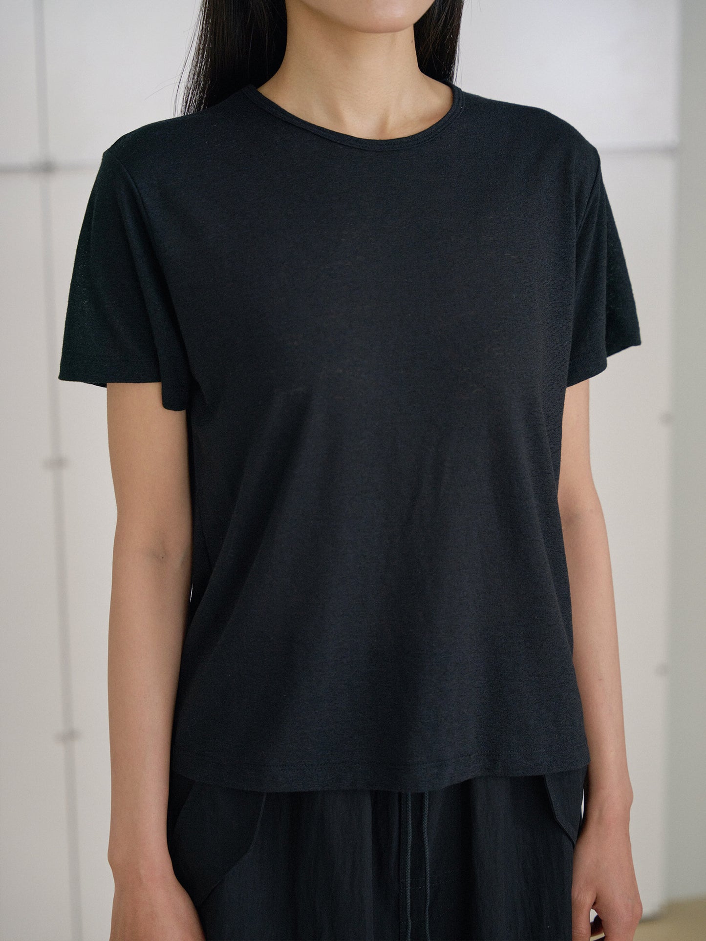 Linen Basic Short Sleeve - Black