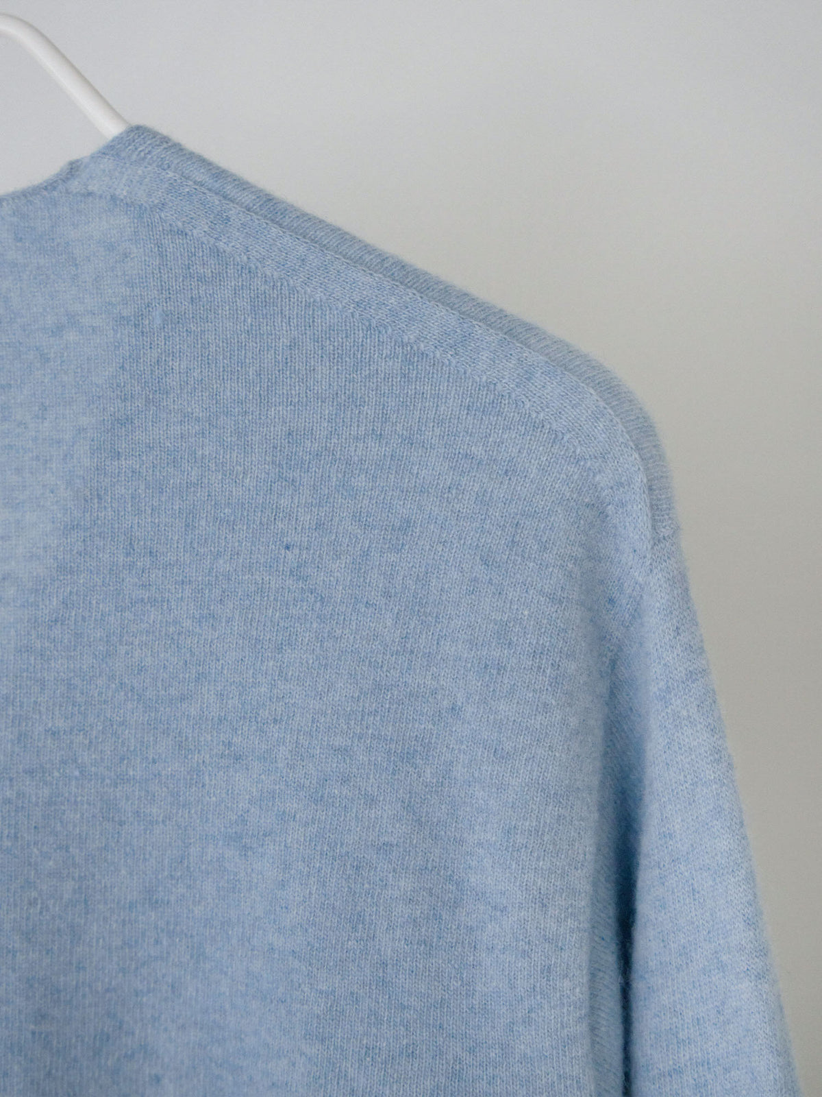 Cashmere Blend V-neck Pullover - Blue 8