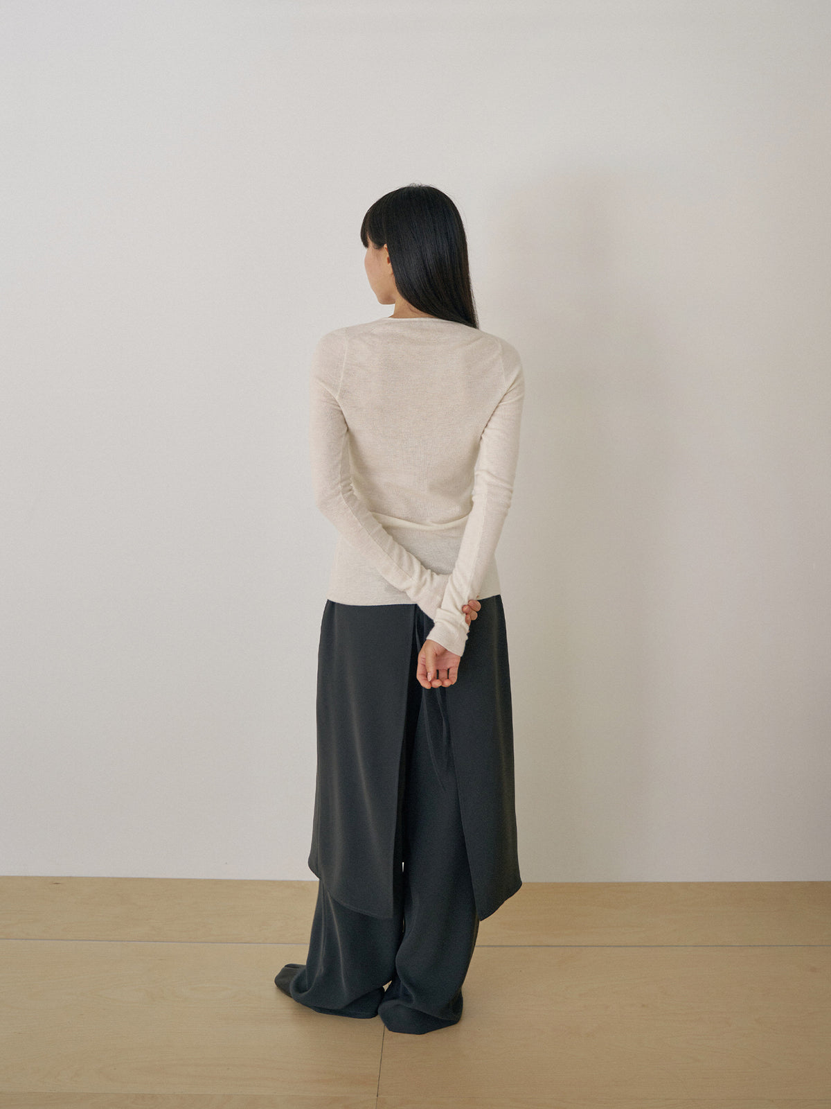 Alpaca Button Cardigan - Ivory 7