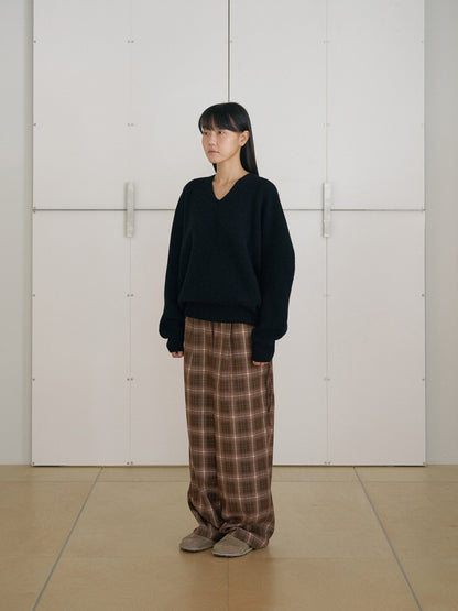 MARAN Wool V-neck Raglan Pullover - Black 商品画像13/19