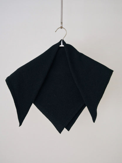 MARAN Cashmere Square Scarf - Black 商品画像17/17