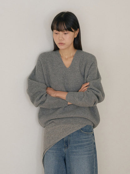 Wool V-neck Raglan Pullover - Gray 1