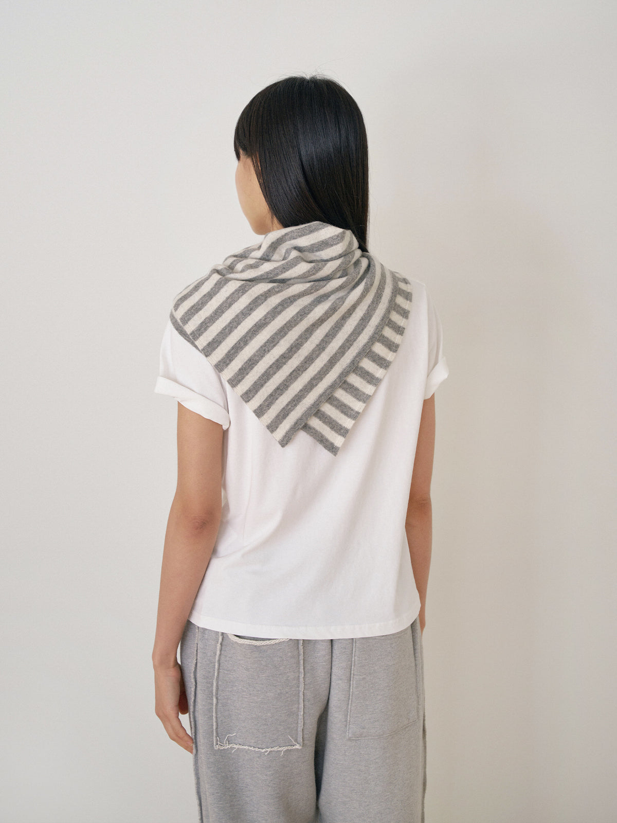 MARAN Stripe Square Scarf - Gray 商品画像14/19