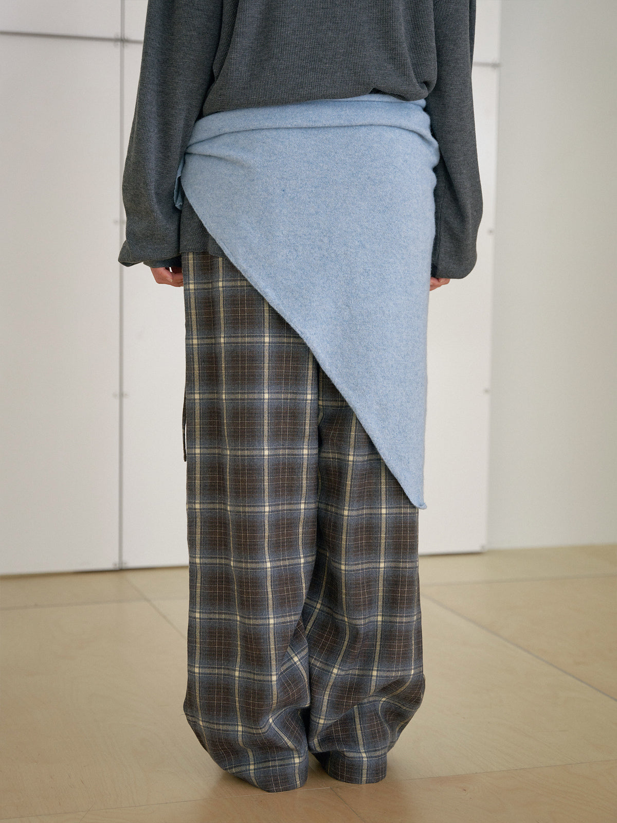 MARAN Triangle Scarf - Blue 商品画像17/21