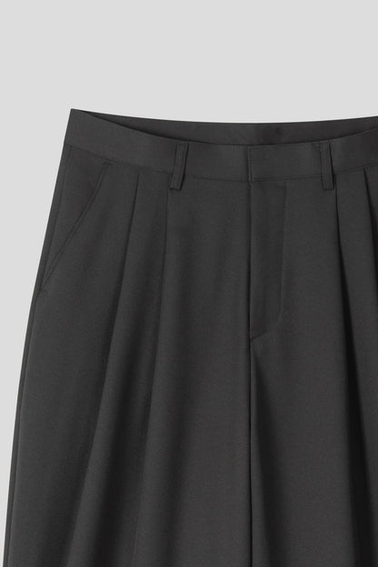 Luen Plain Wide Trousers ウエストディテール