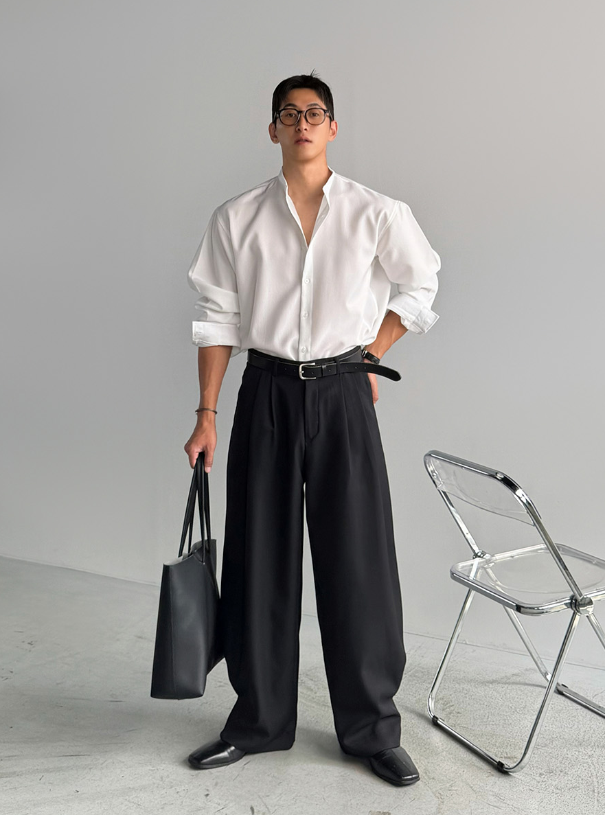Two-Tuck Wide Slacks BLACK