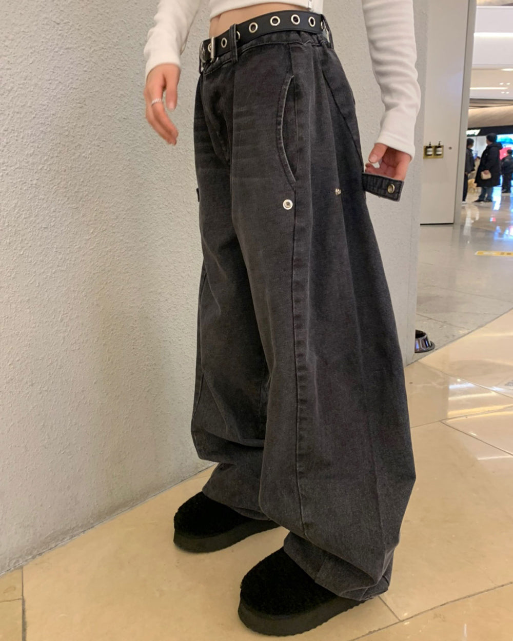 Strap-Detail Wide Jeans