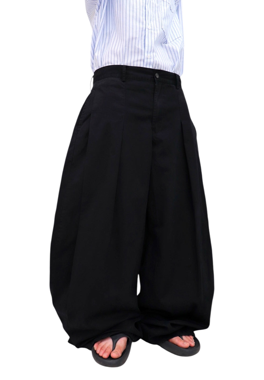 Curved Balloon Wide Pants