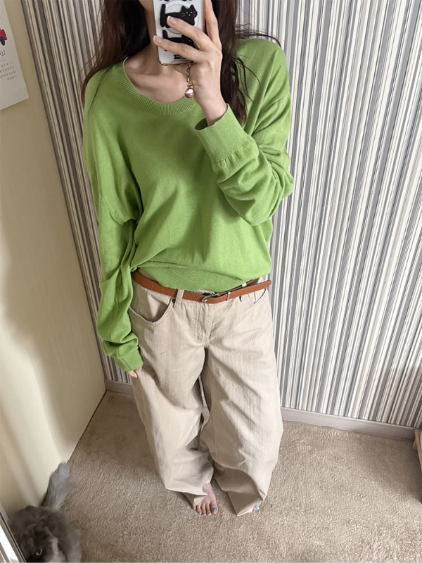 Oversized V-Neck Knit