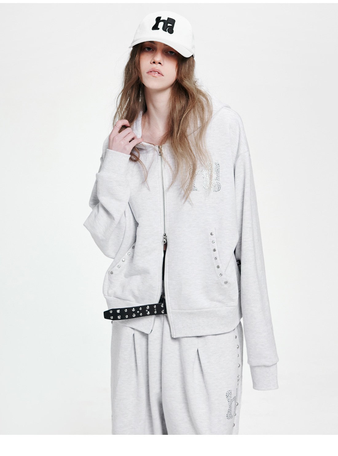 Holy Symbol Oversized hooded zip-up WHITE MELANGE 着用イメージ4