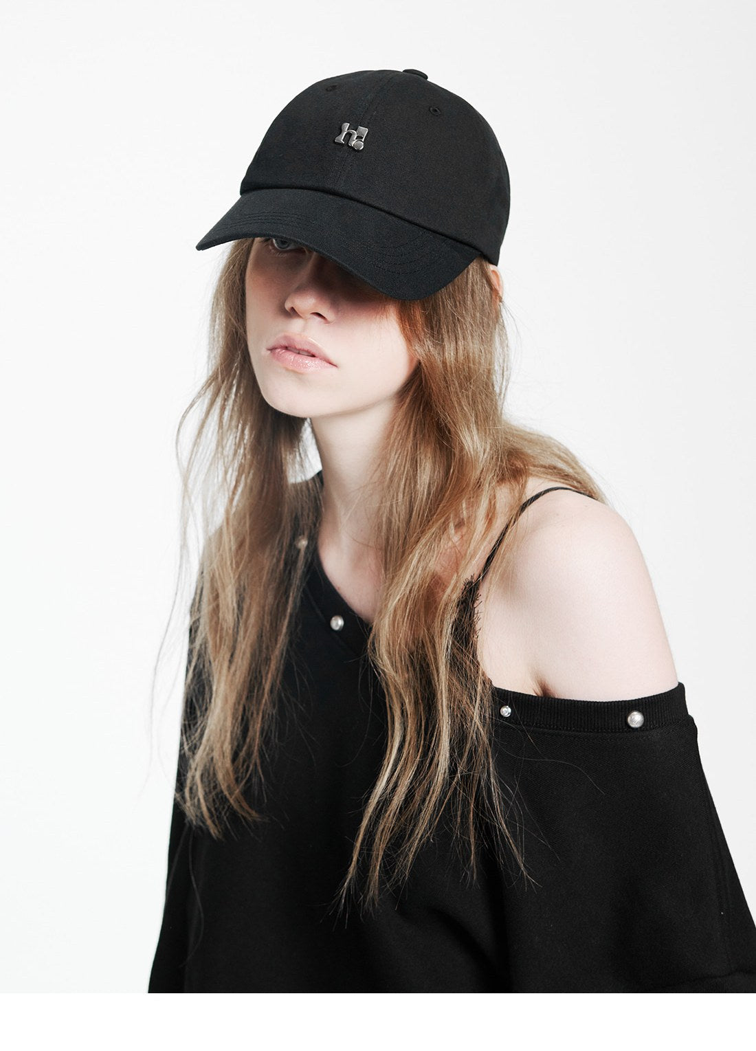 Holy Symbol Off-shoulder Sweatshirt BLACK