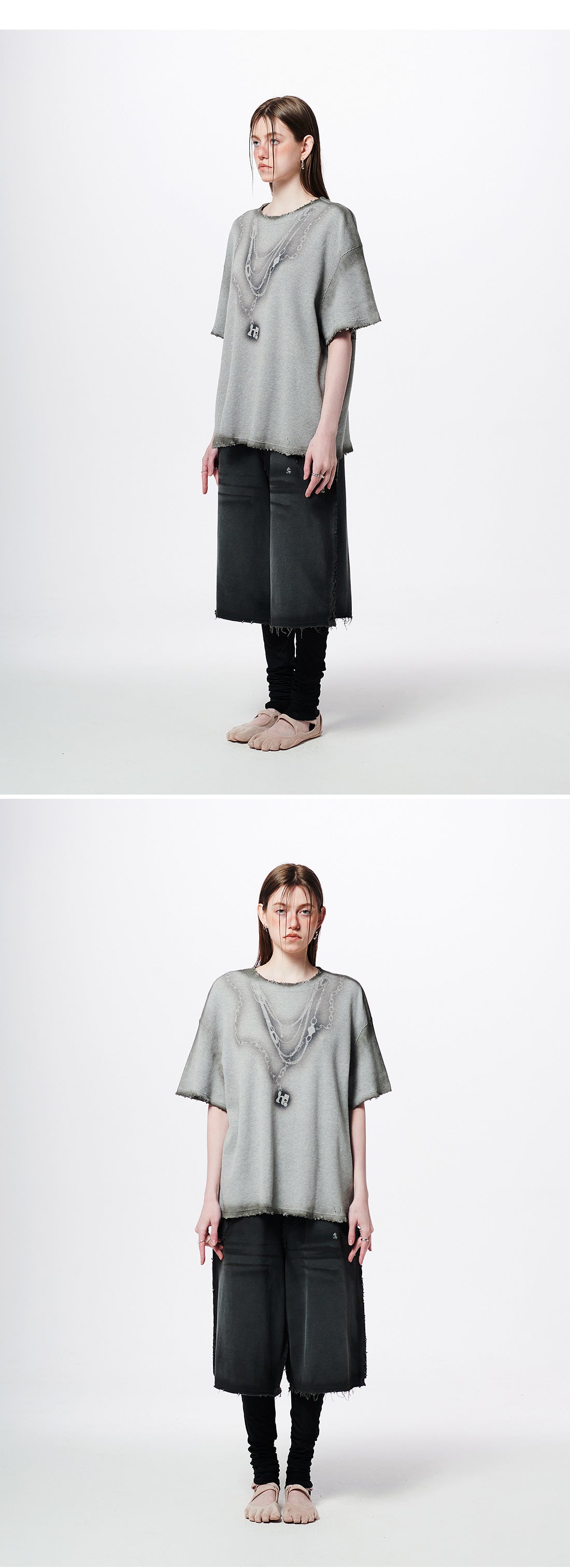 Necklace Graphic Oversized T-Shirt