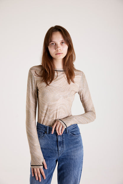 PRINT LONG SLEEVE ROUND T-SHIRT_[SAND]
