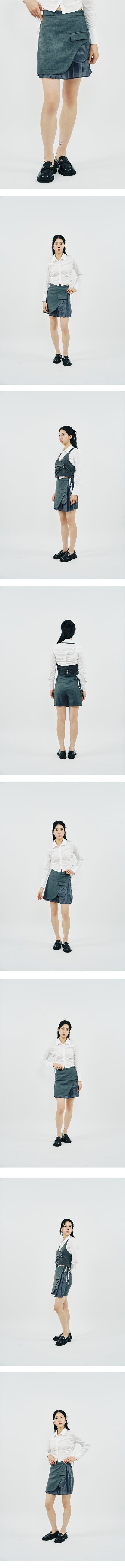 LINING PLEATS SKIRT