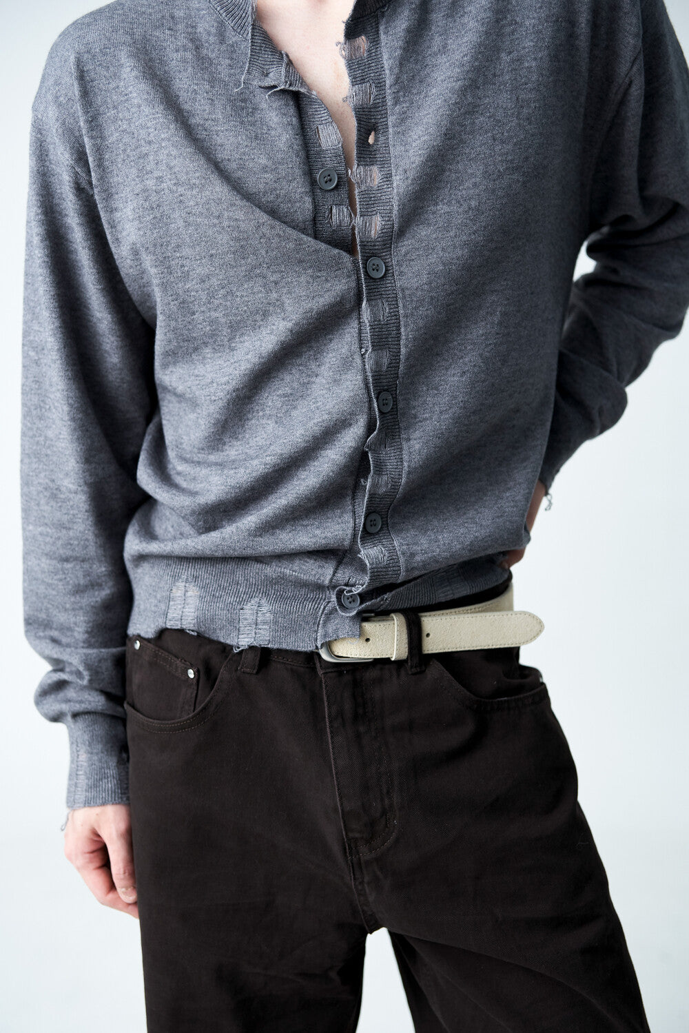 Damage Cutting Knit Cardigan