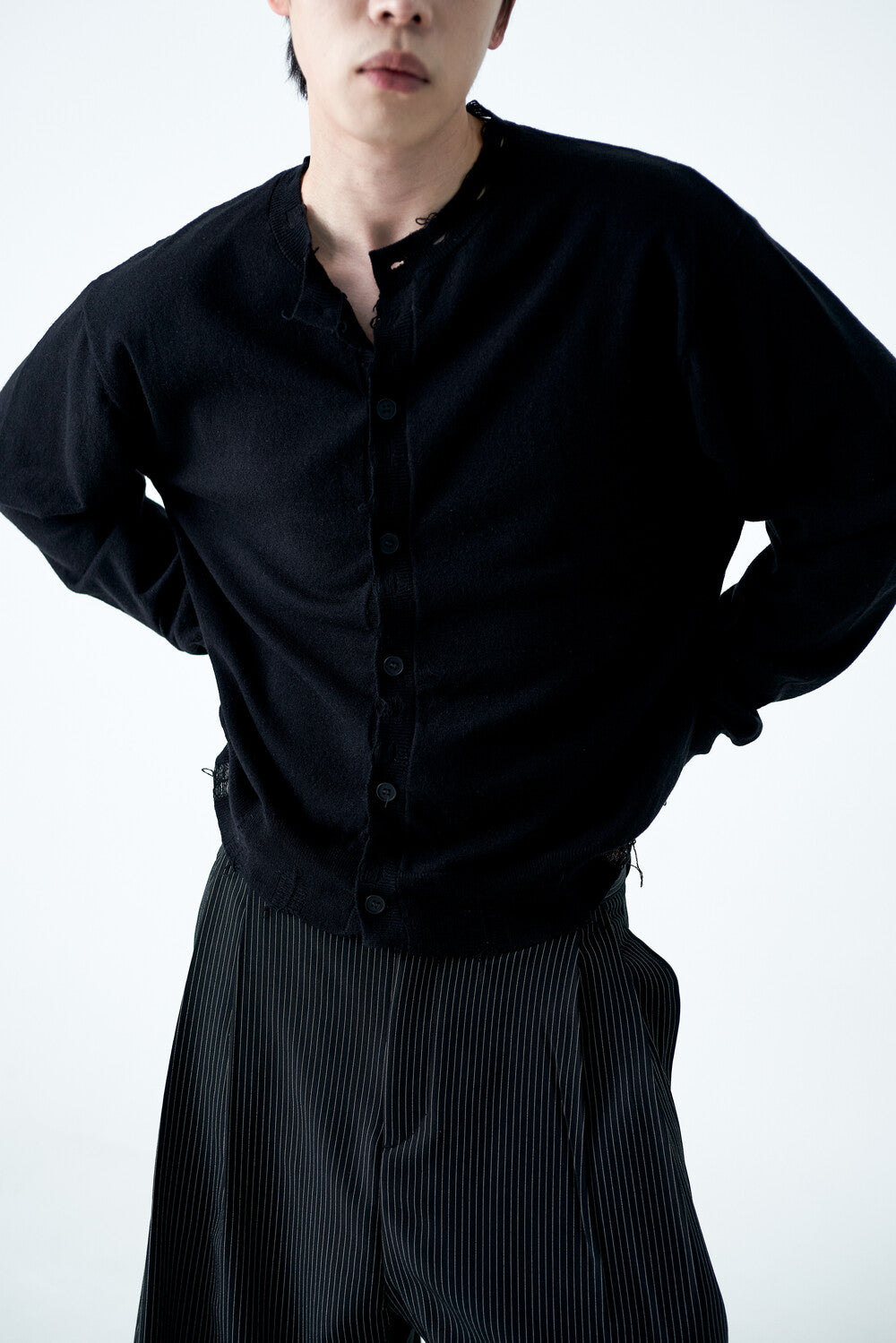 Damage Cutting Knit Cardigan