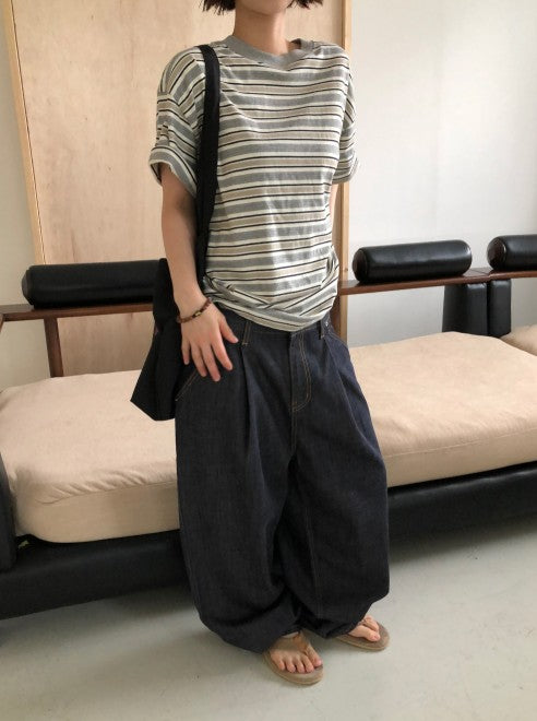 One Tuck Raw Denim Pants