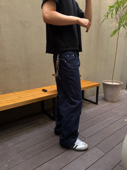 Basic Wide Denim Pants NAVY 着用4(側面)