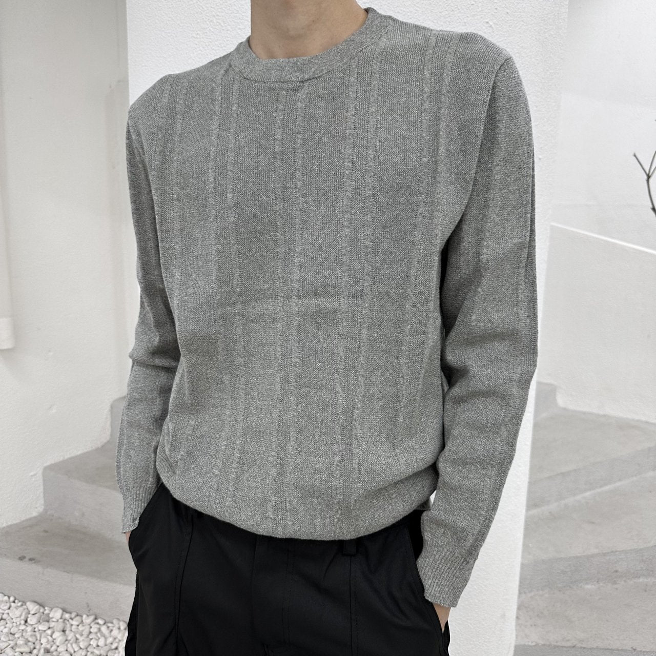 GRAY