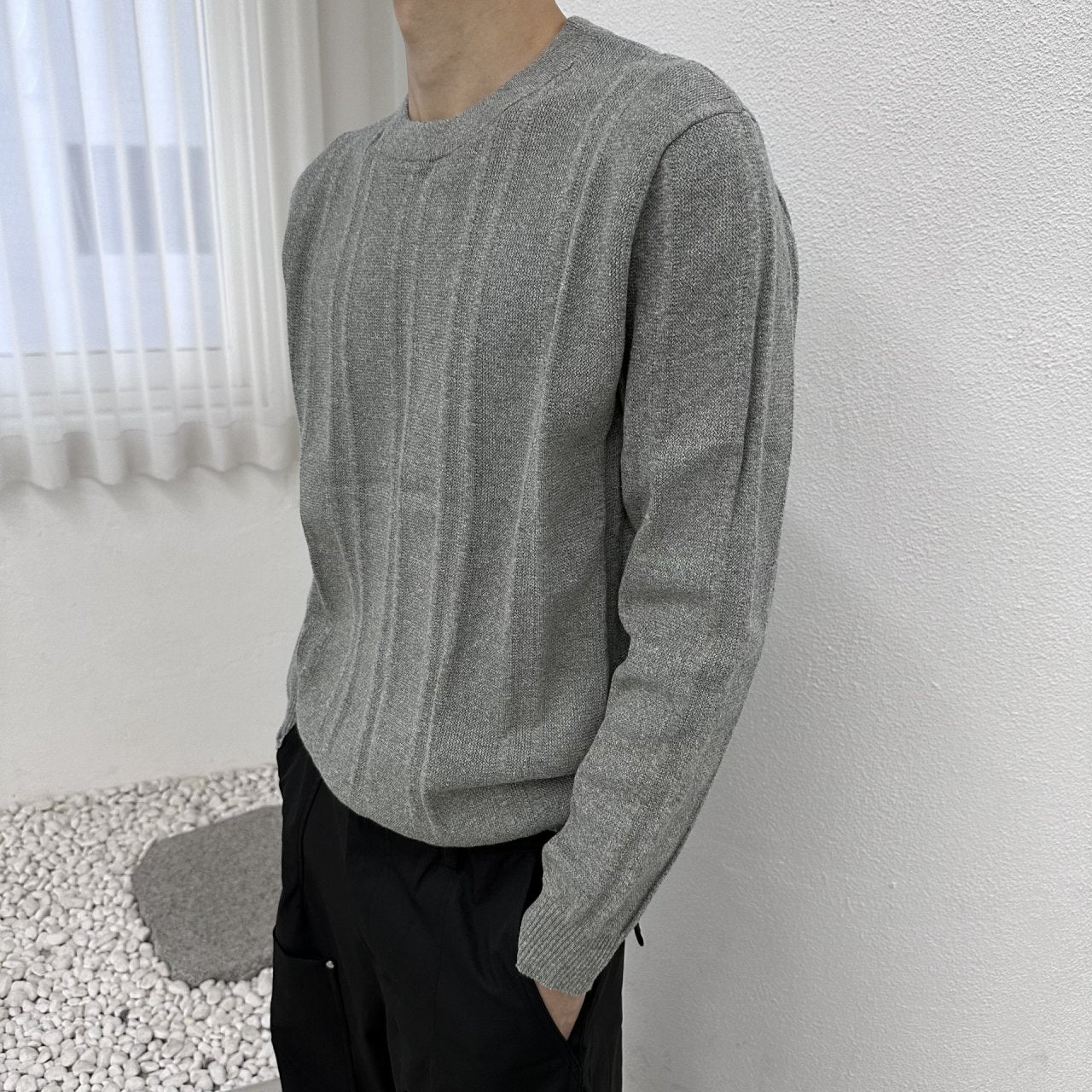 GRAY