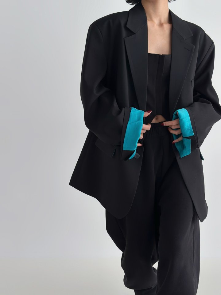 Nenz Loose-Fit Tailored Blazer