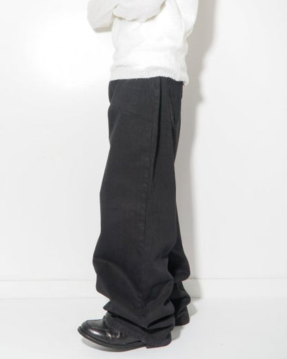 Bulky Wide Denim