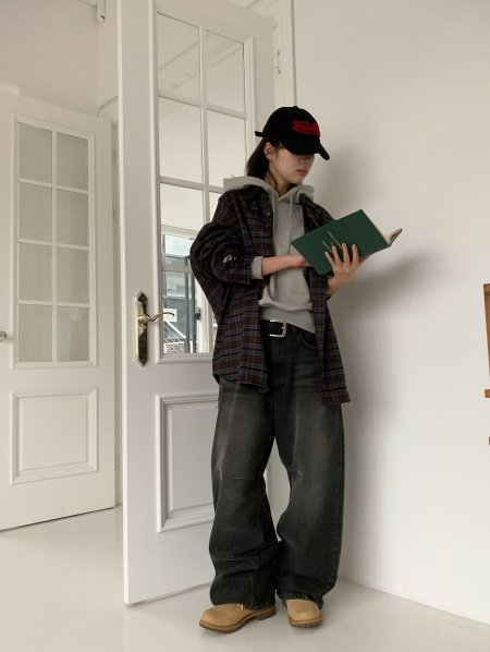 Hymer Curved Denim Jeans