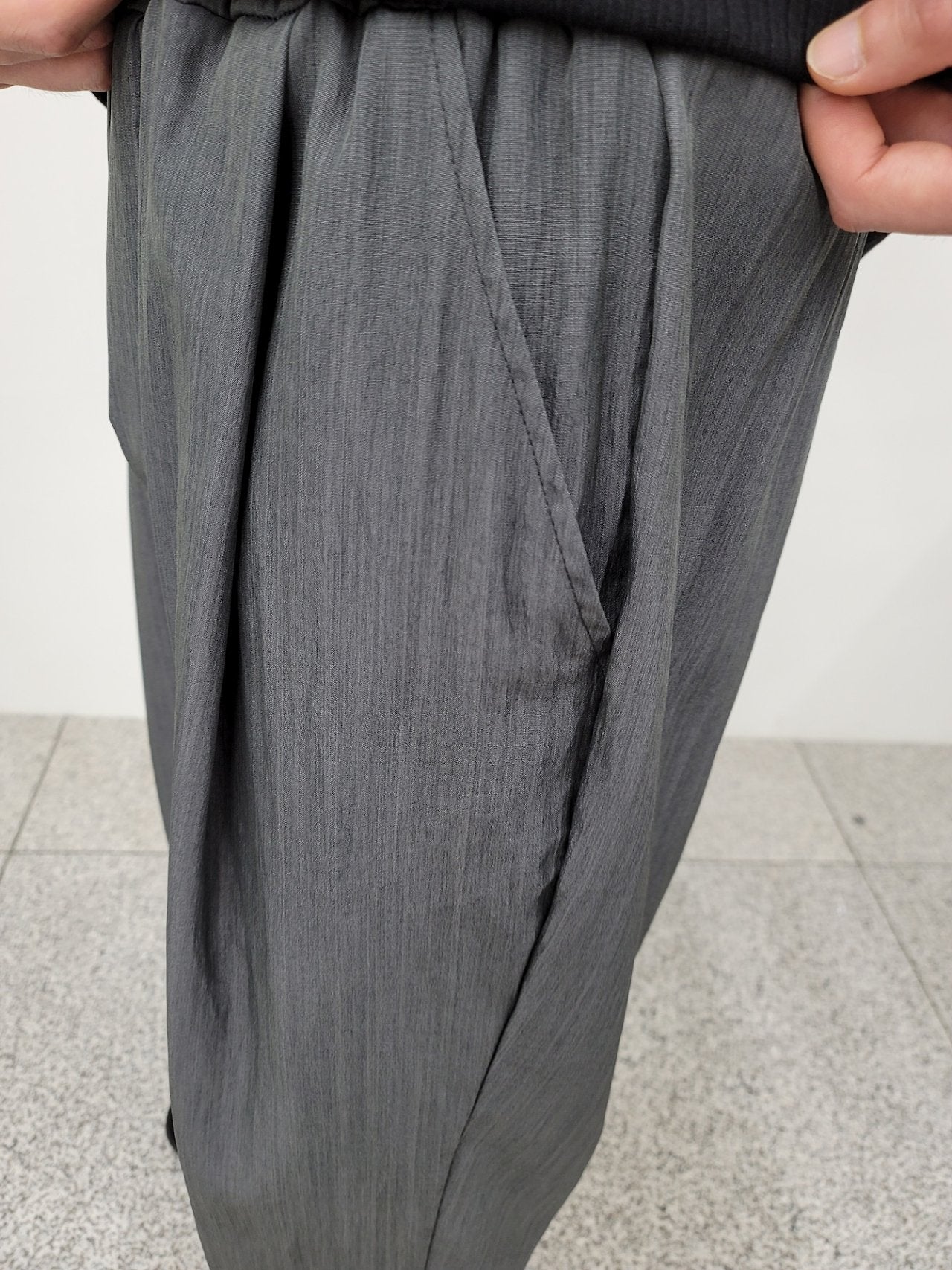 Cooling Deep-Tuck Wide Pants