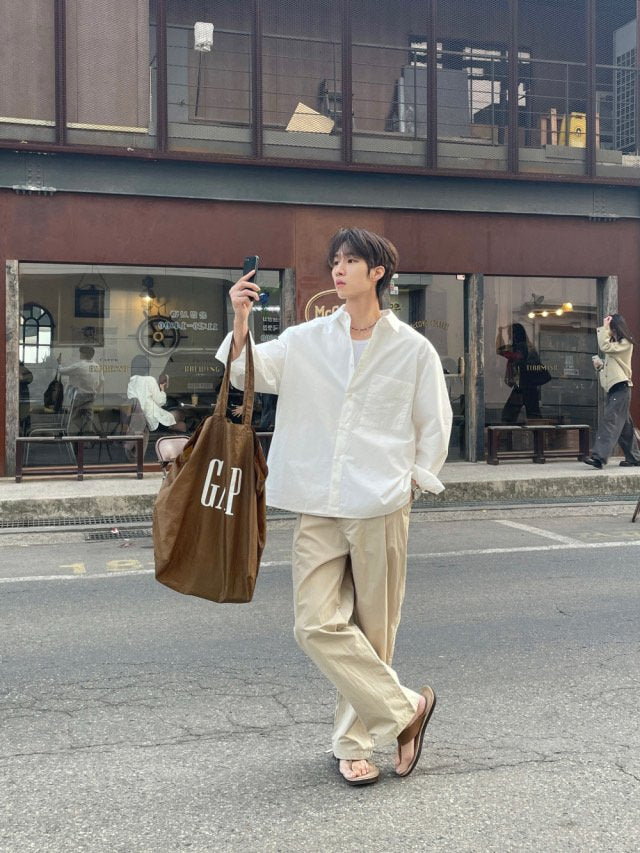 Or One-Tuck Chino Pants