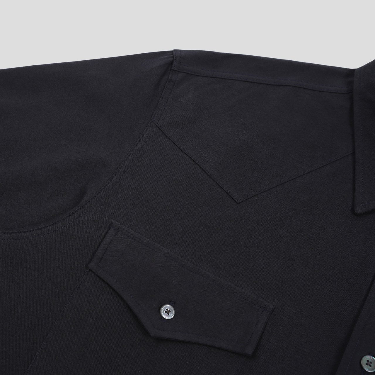 Cova Western Two-Pocket Shirt