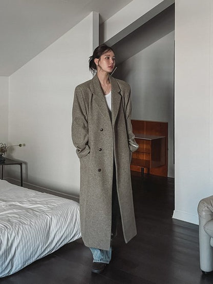 Aura Hidden Coat