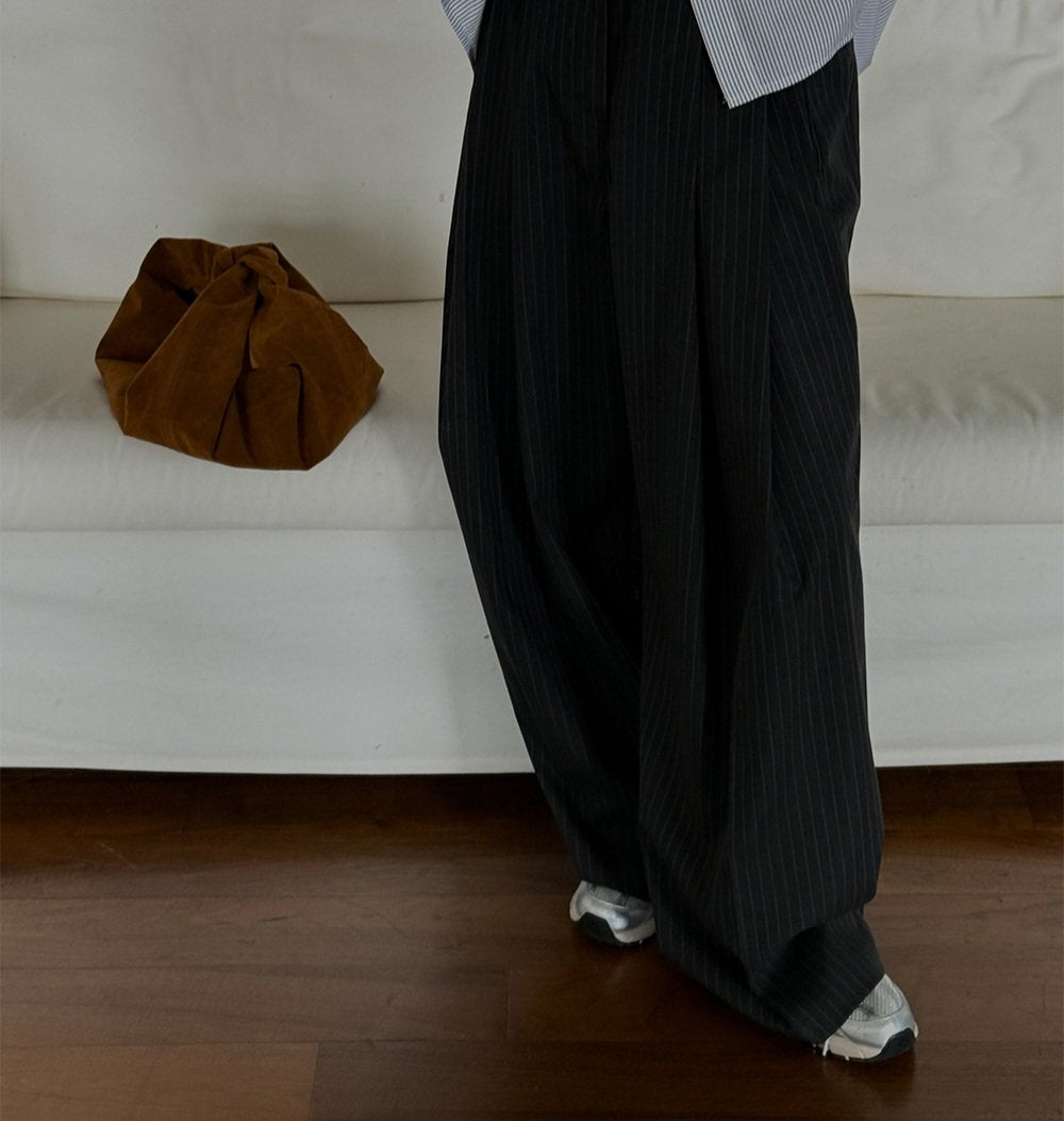 Steady Stripe Wide Pintuck Balloon Slacks