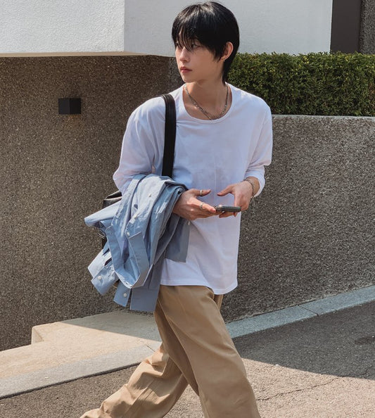 Essential U-Neck Long Sleeve Tee