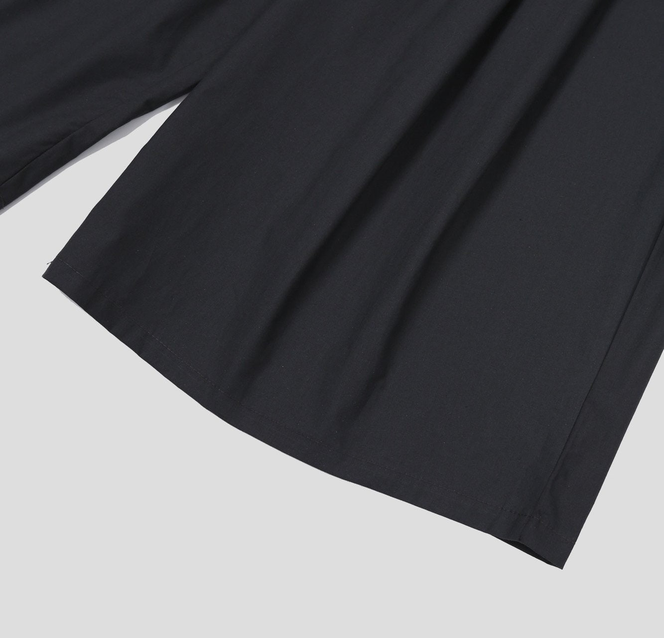 Motion Bermuda Pod Pants