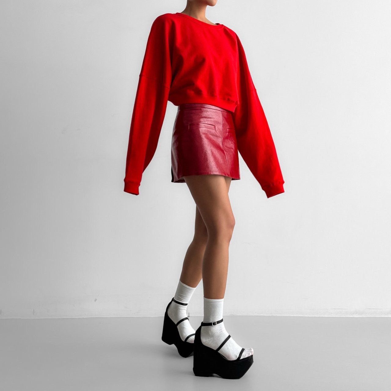 【PAPERMOON 페이퍼 문】SS / Crinkle Patent Vegan Leather Mini Skirt